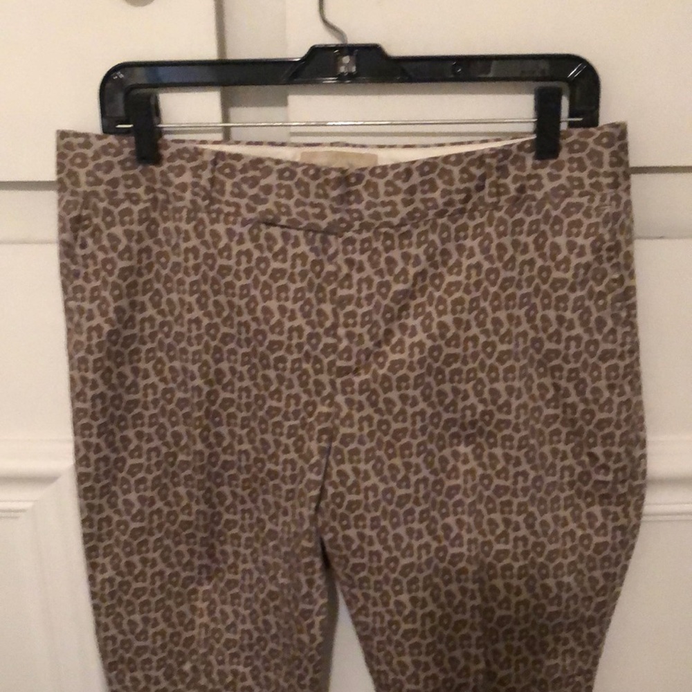 Banana Republic NET leopard pants Sz 6 - Picture 1 of 6